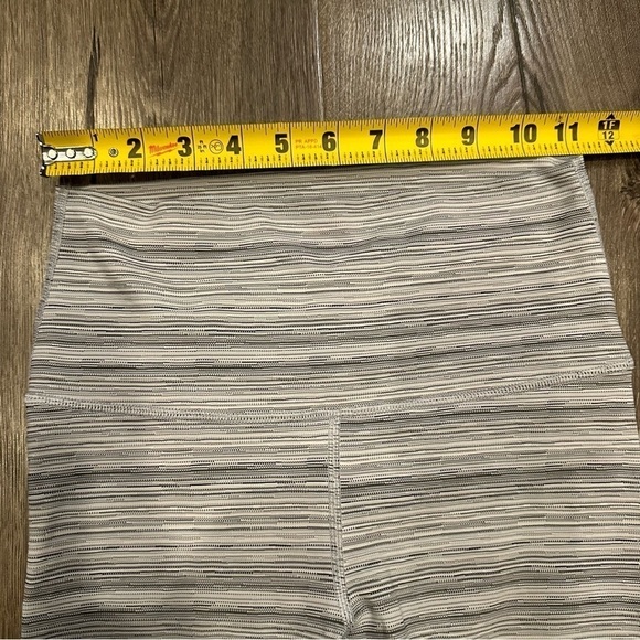 Lululemon High Times Pant Cyber Stripe Silver Fox High Rise 4 Gray White Stripe - Picture 6 of 14